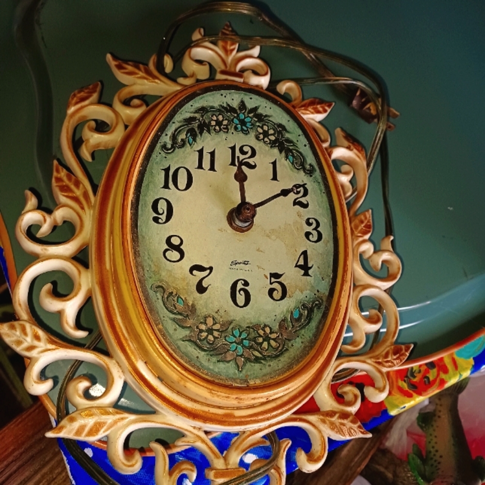 Spartus Vintage Clock